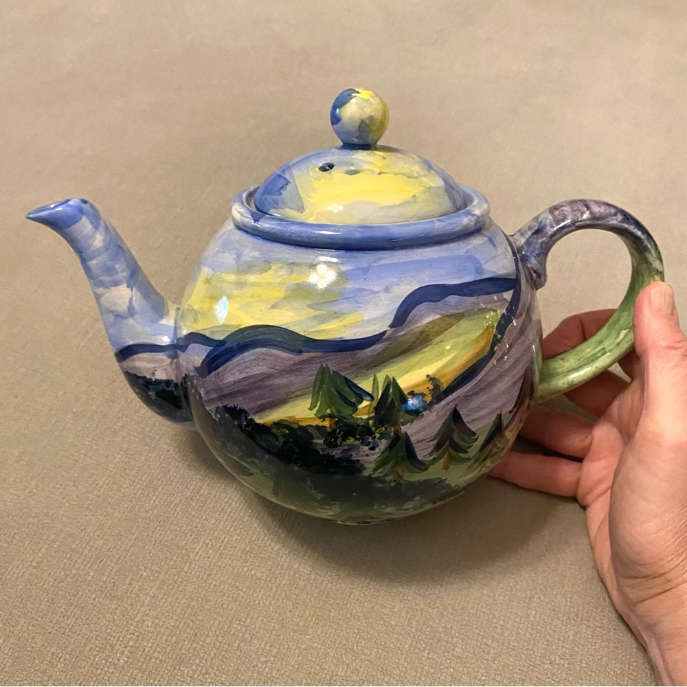 🎉HP🎉 NWT Hand-painted Landscape Teapot made in England